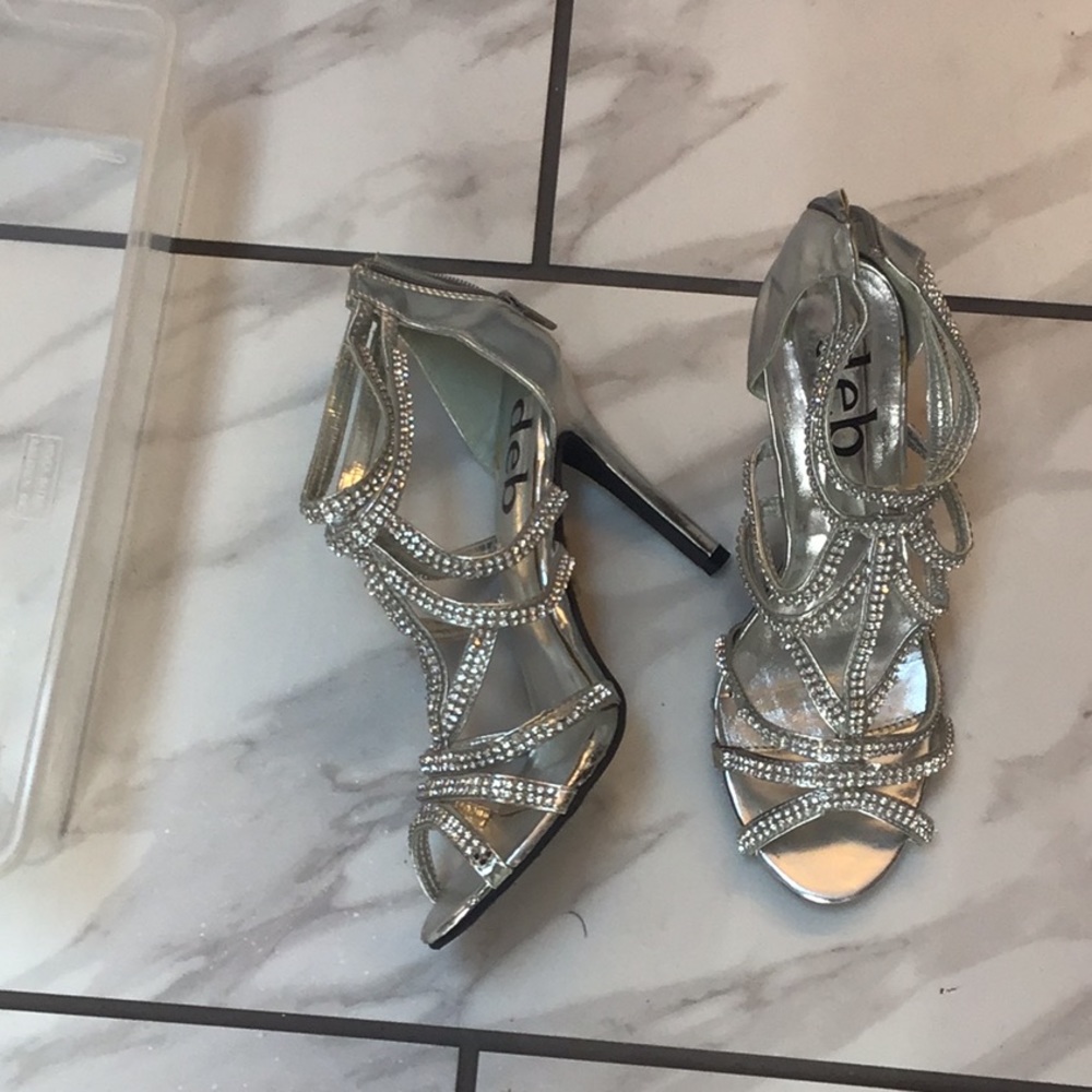 Beautiful wedding shoes